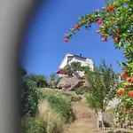 The Cave Pensión 3*