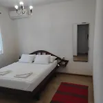 Pensión The Cave Blagaj