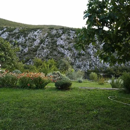 Vendégház The Cave Blagaj